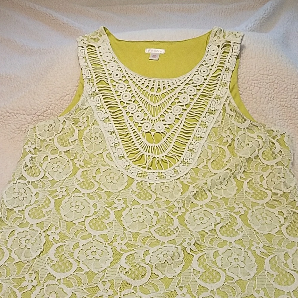 💥💣💥 5 for $20 💥 Xhilaration lace overlay dress